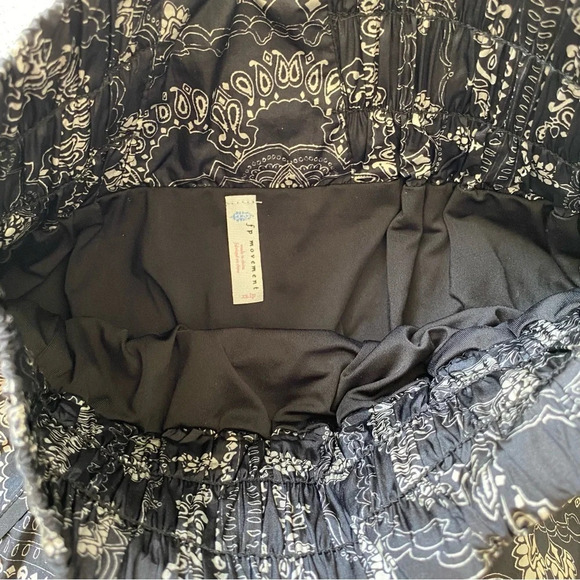 FP Movement  Free People The Way Home Bandana Print Short Size XS - Picture 6 of 10